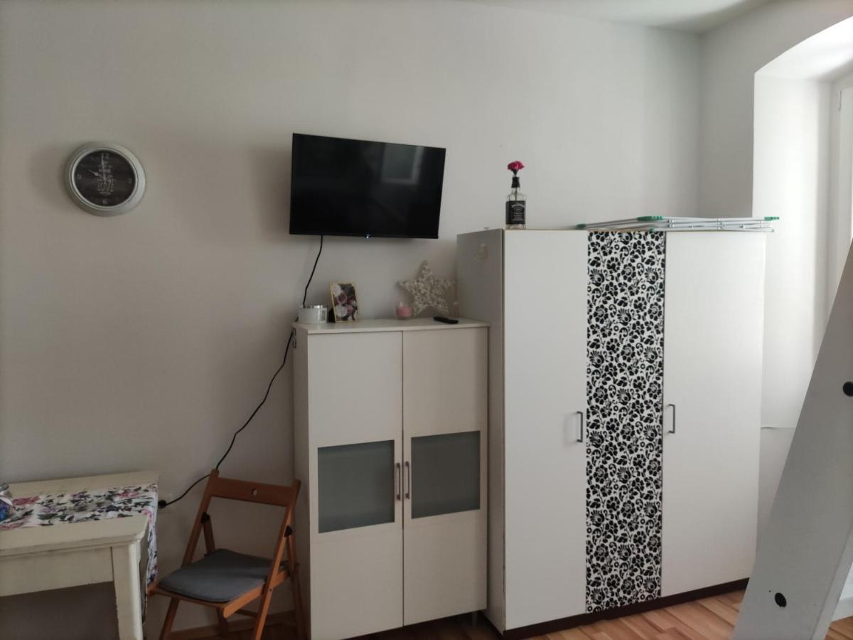 Studio Apartment Kontiki Рийека Екстериор снимка