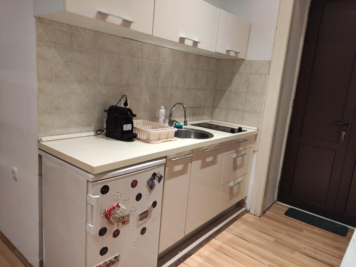 Studio Apartment Kontiki Рийека Екстериор снимка